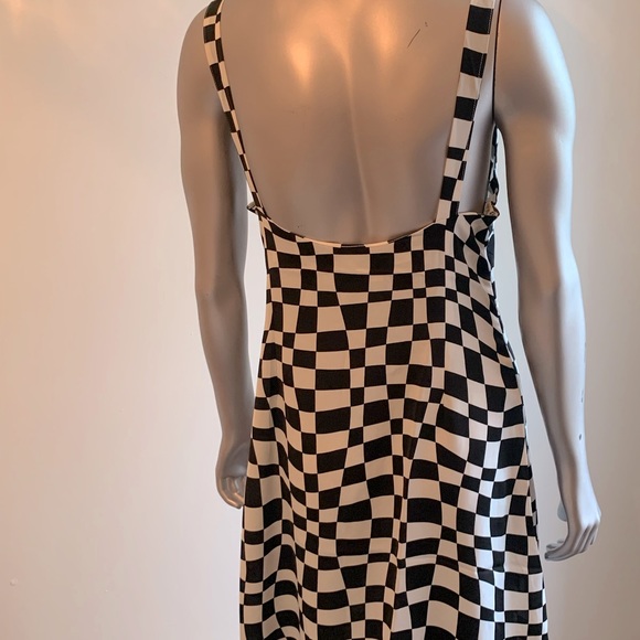 SHEIN Checkered knee-length dress Size Med - Picture 3 of 3